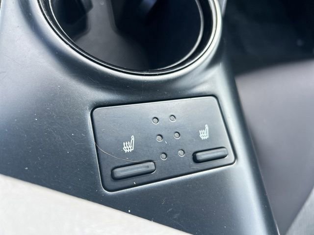 Used 2018 Toyota Camry LE FWD image 33