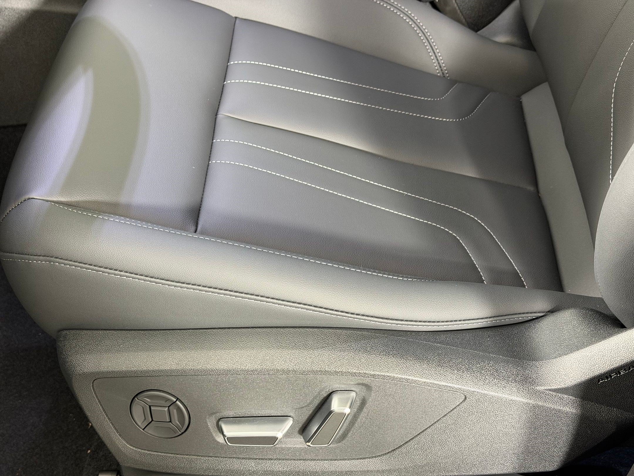 New 2026 Audi Q3 quattro 2.0T AWD/4WD image 15