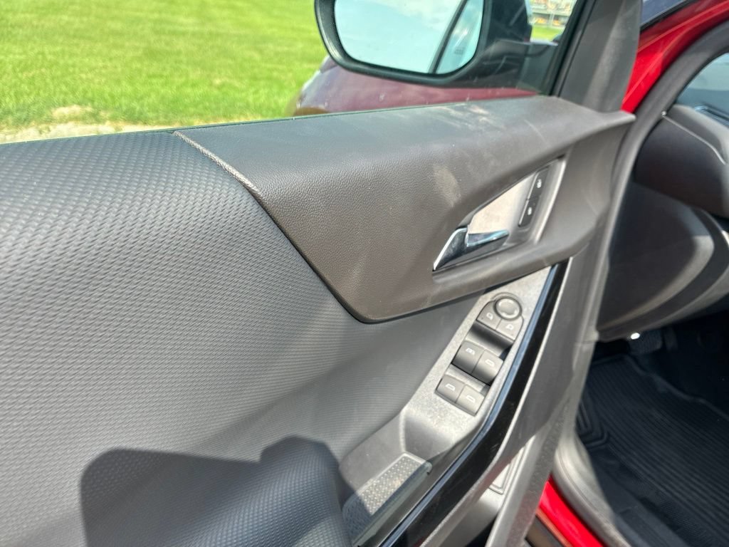 New 2027 Chevrolet Equinox LT w/ Convenience Package II FWD image 20
