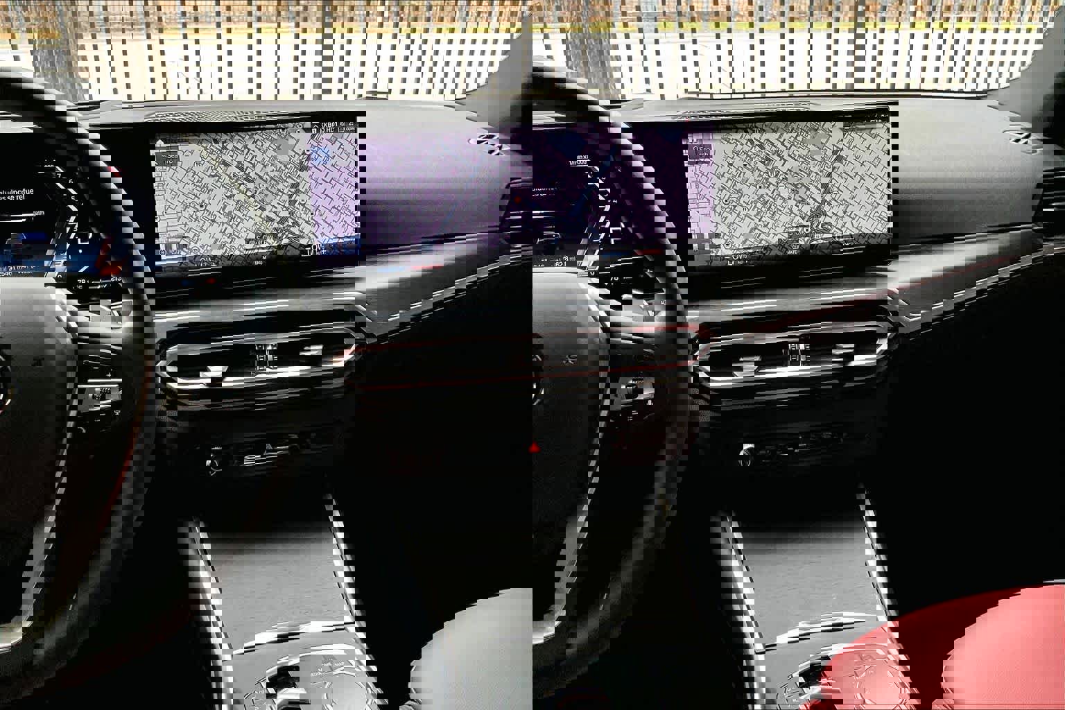 Used 2024 BMW 330i Sedan image 6