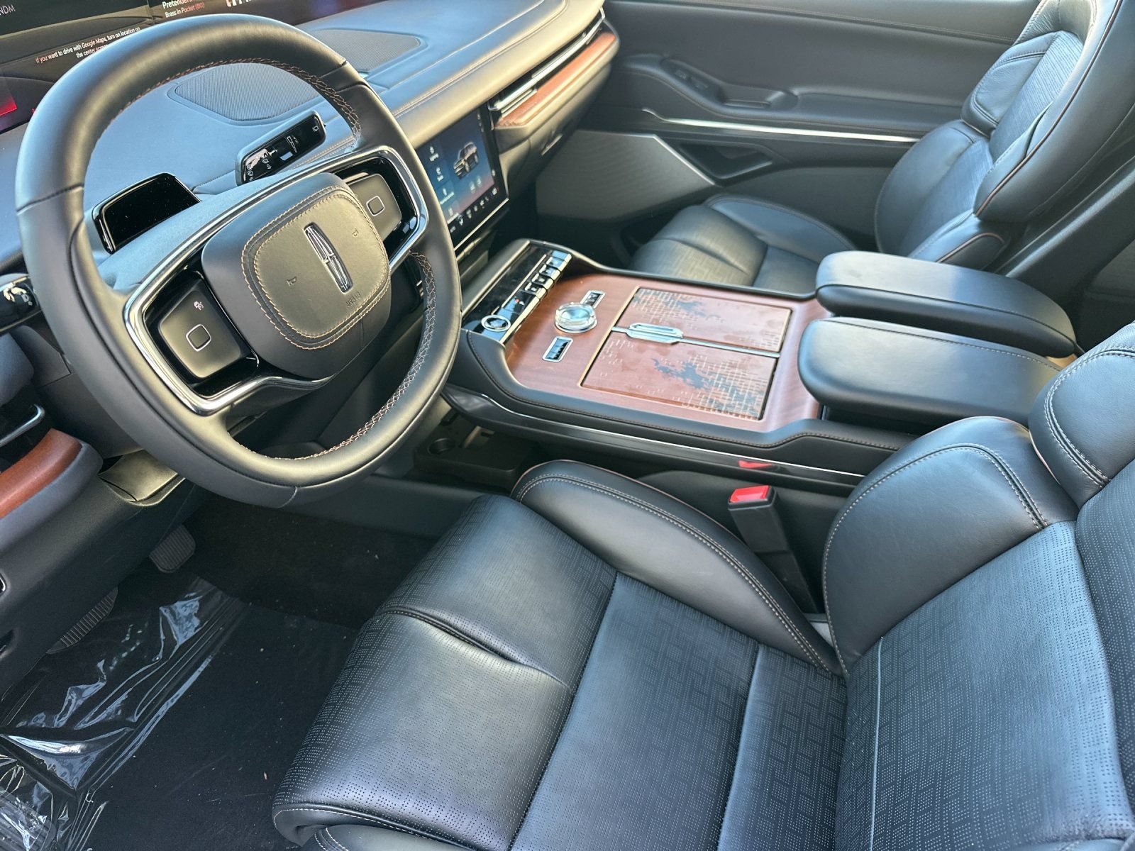 New 2027 Lincoln Navigator L Black Label AWD/4WD image 9