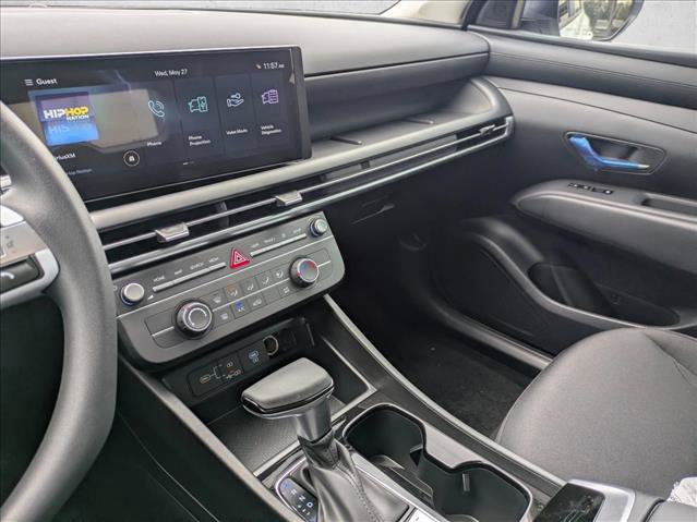 New 2026 Hyundai Tucson SE FWD image 13