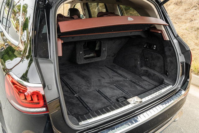 Used 2023 Mercedes-Benz Maybach GLS 600 4MATIC image 89