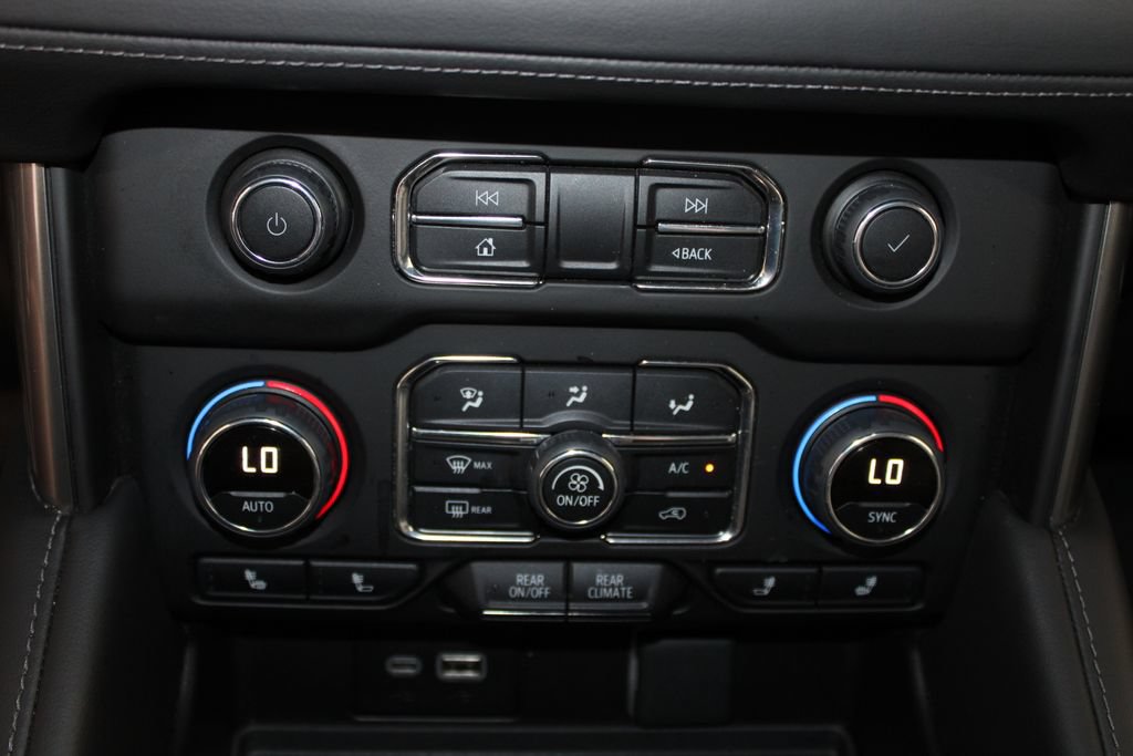 Used 2024 Chevrolet Tahoe LT RWD image 48