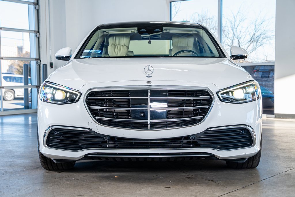 Used 2024 Mercedes-Benz S 580 S 580 image 3