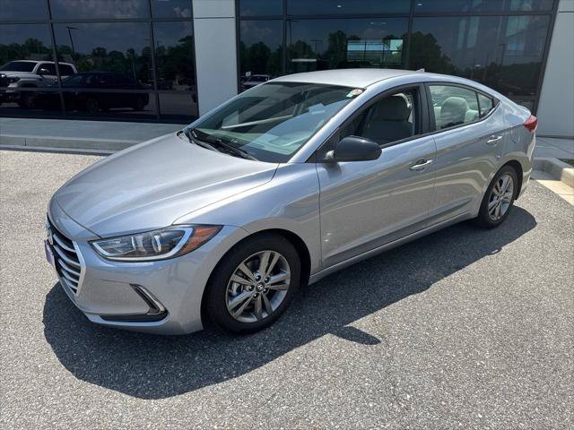 Used 2017 Hyundai Elantra SE w/ SE A/T Tech Package 03 FWD image 1