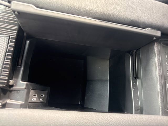 Used 2025 Toyota Sienna XSE w/ XSE Plus Package AWD/4WD image 21