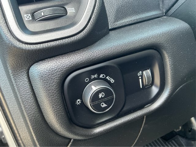 Used 2024 RAM 5500 Tradesman w/ Chrome Appearance Group AWD/4WD image 29