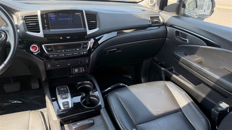 Used 2017 Honda Pilot Touring image 19
