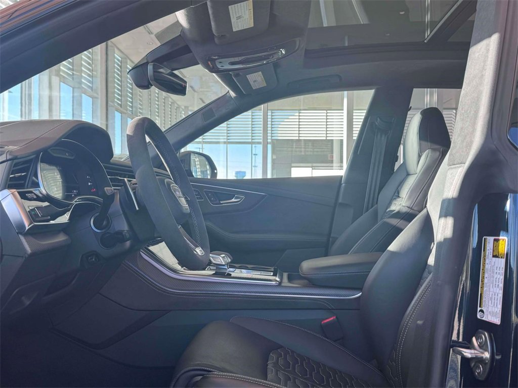 Used 2024 Audi RS Q8 image 8