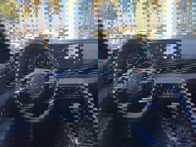 New 2025 Hyundai Elantra Sport image 17