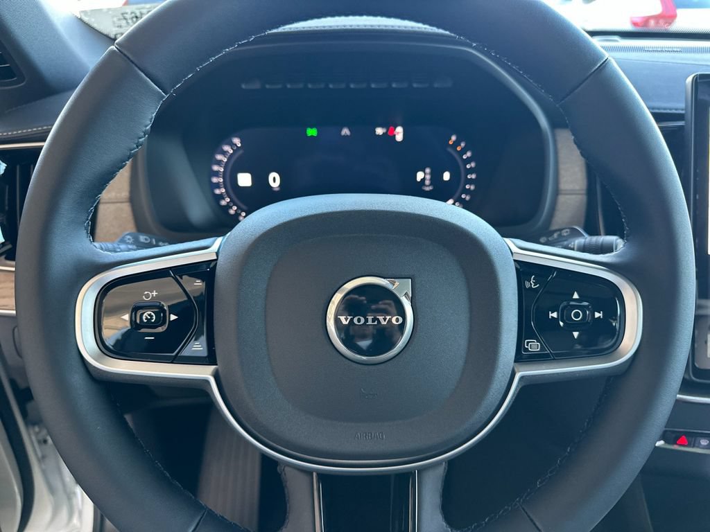New 2026 Volvo XC90 B6 Plus w/ Protection Package Premier AWD/4WD image 24