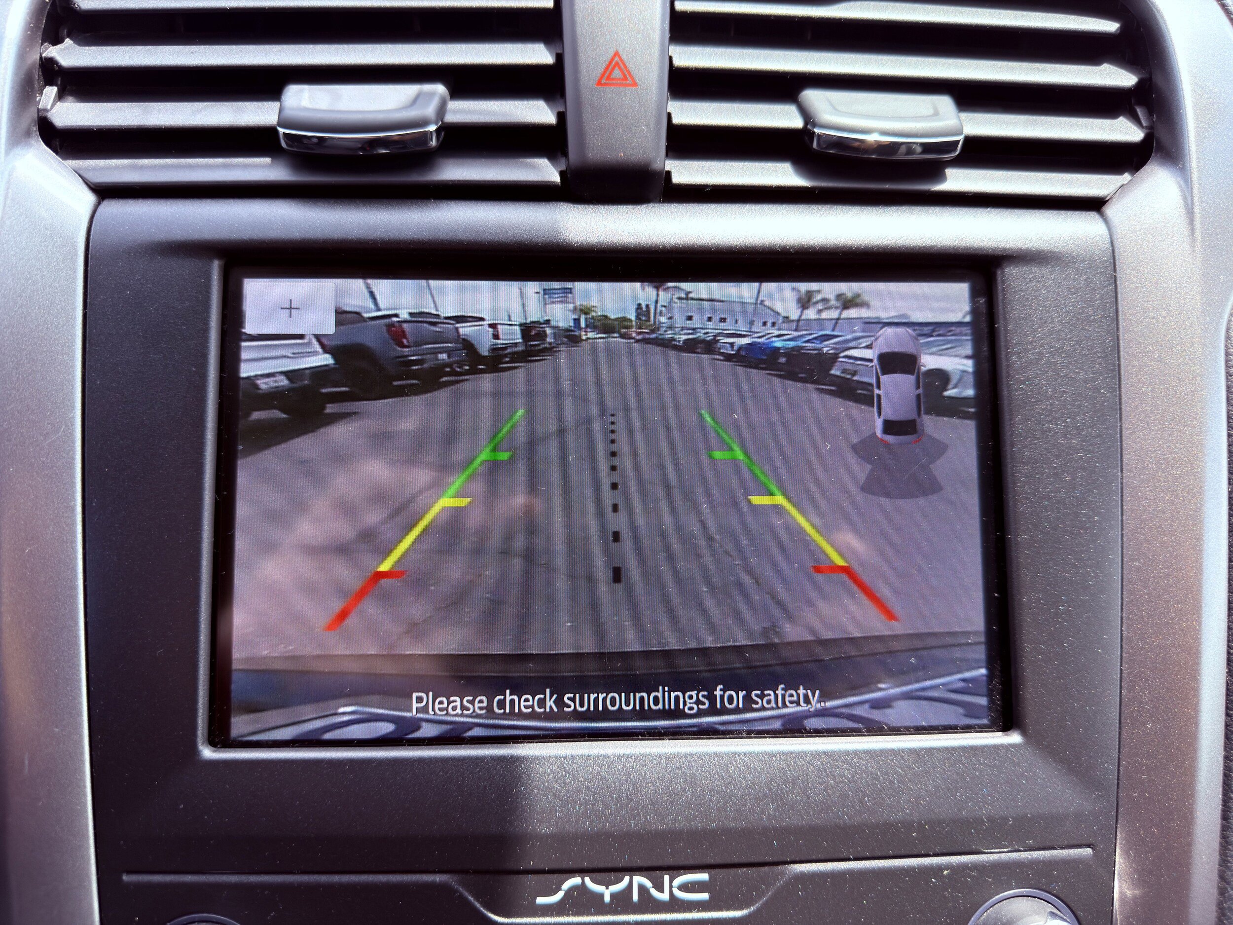 Used 2020 Ford Fusion SE FWD image 33