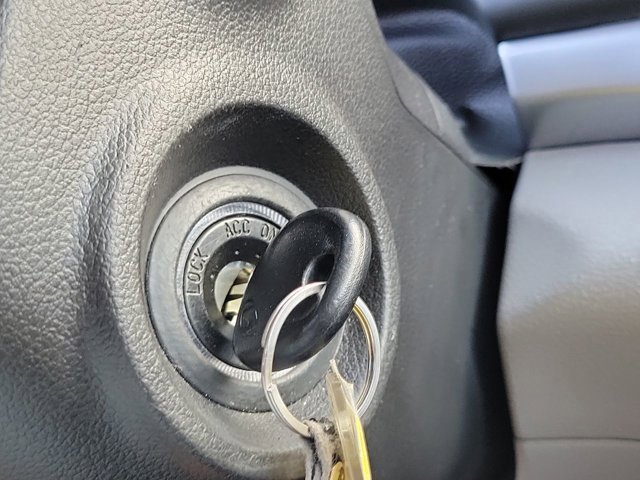 Used 2019 Hyundai Elantra SE image 33