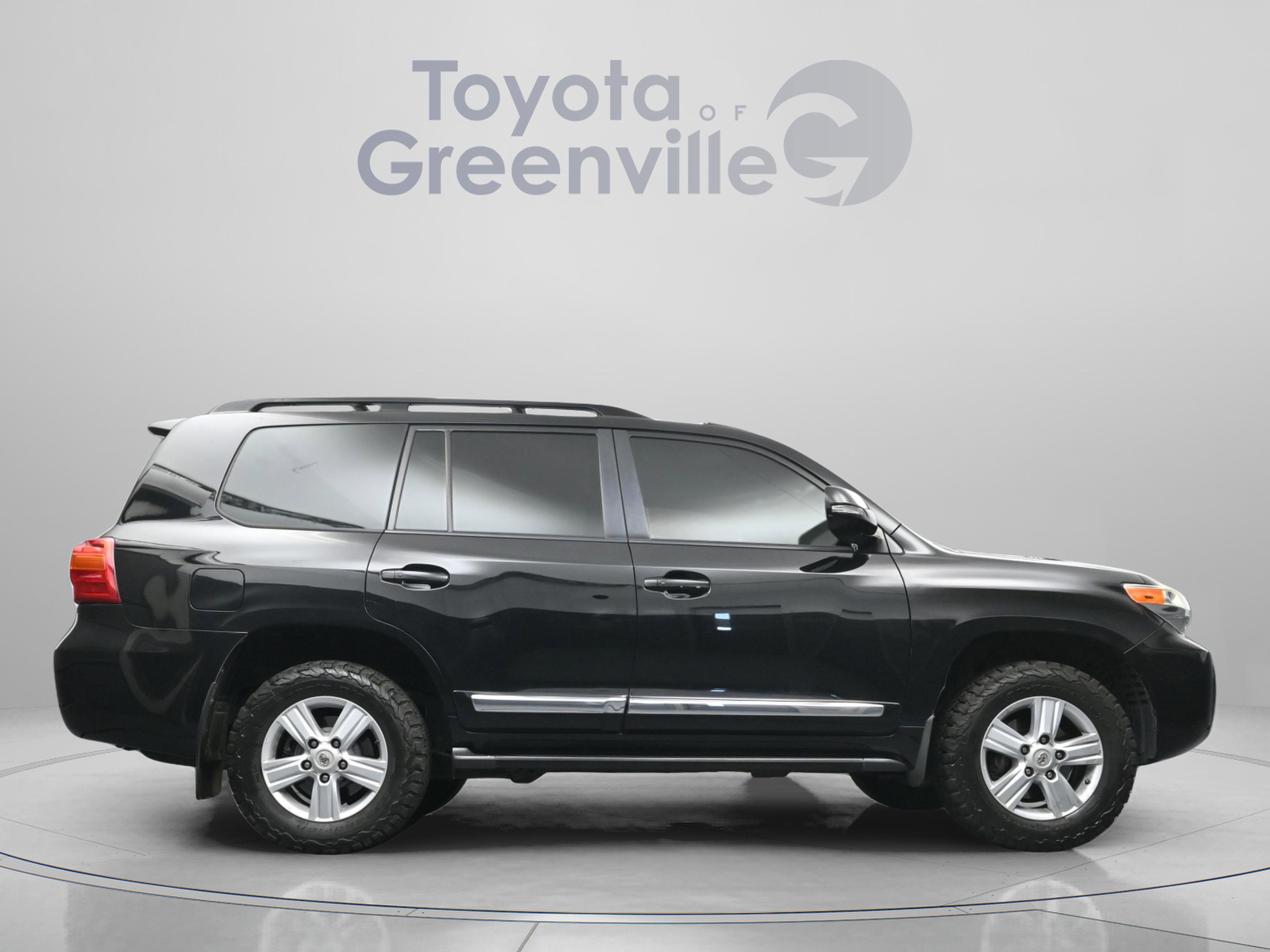 Used 2014 Toyota Land Cruiser AWD/4WD image 17