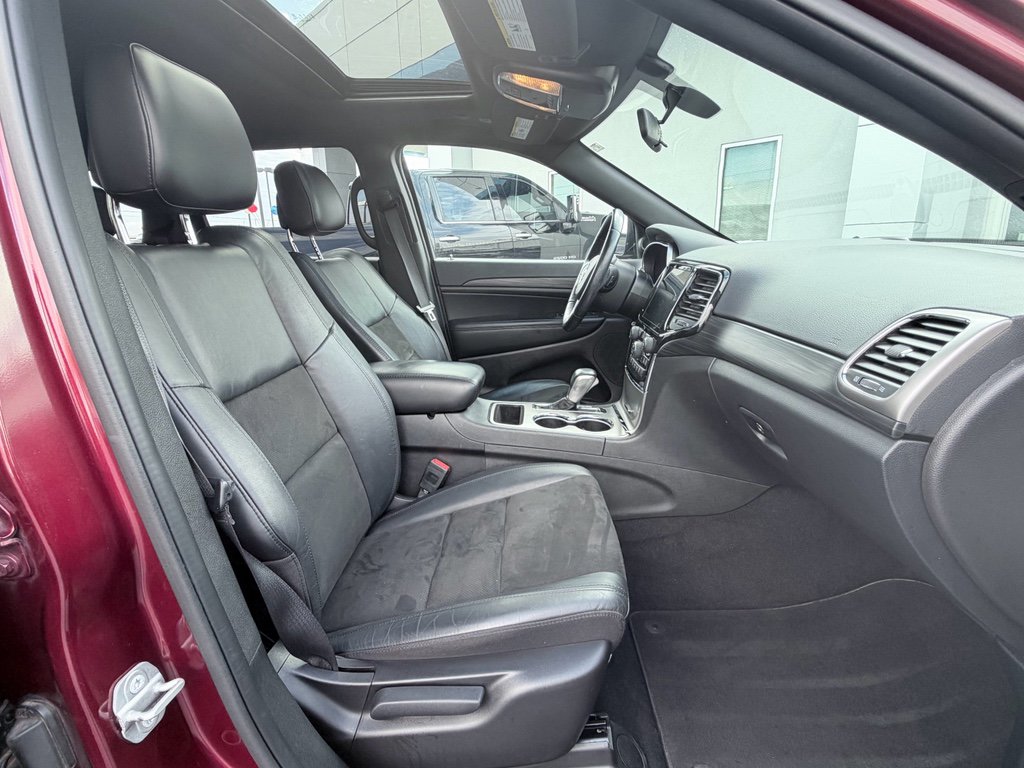 Used 2021 Jeep Grand Cherokee Laredo X image 22