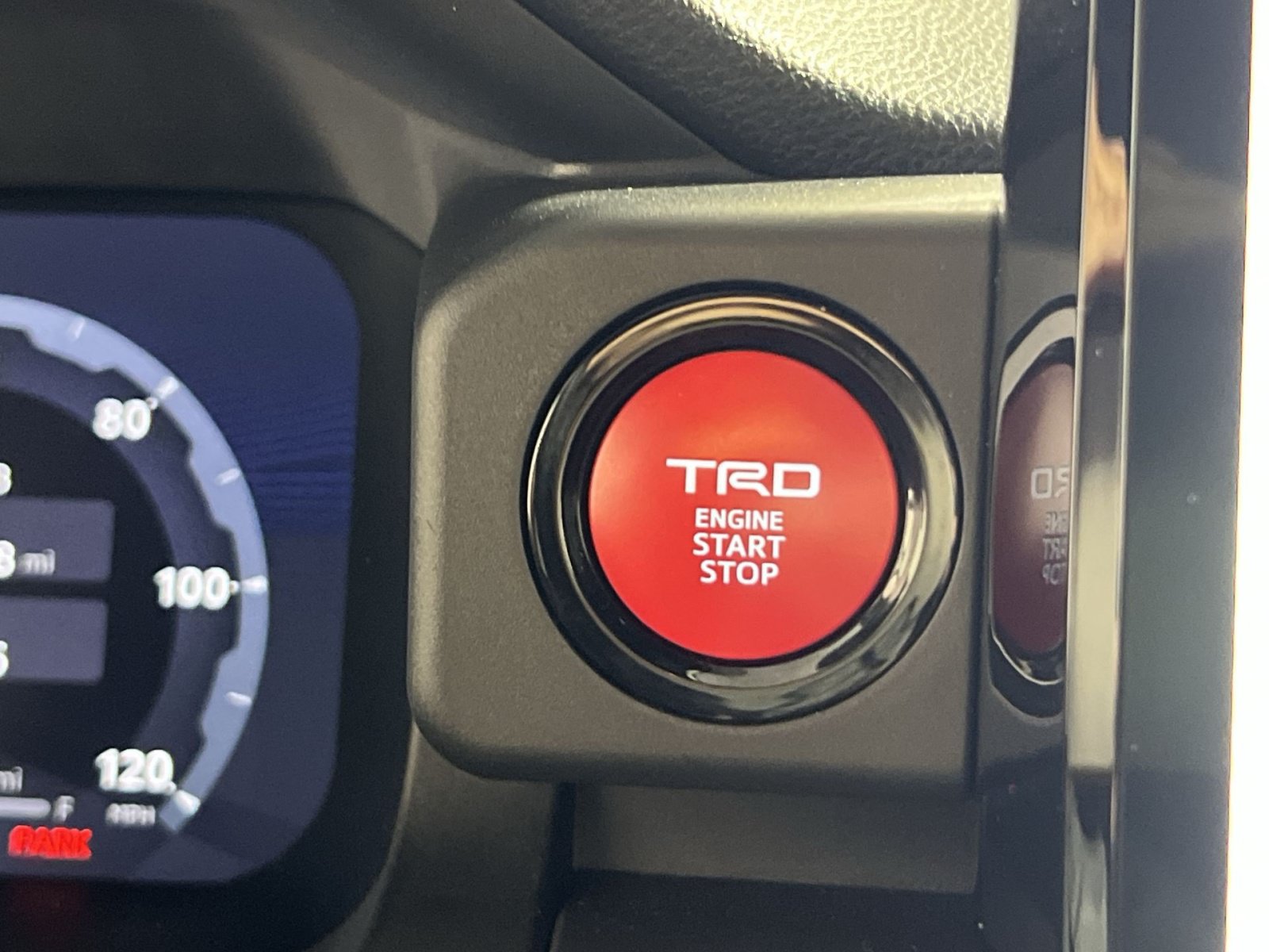 Used 2024 Toyota Tacoma TRD Off-Road w/ TRD Off Road Premium Package AWD/4WD image 34