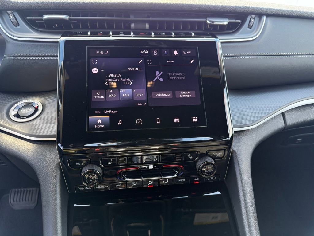 New 2025 Jeep Grand Cherokee Altitude RWD image 18