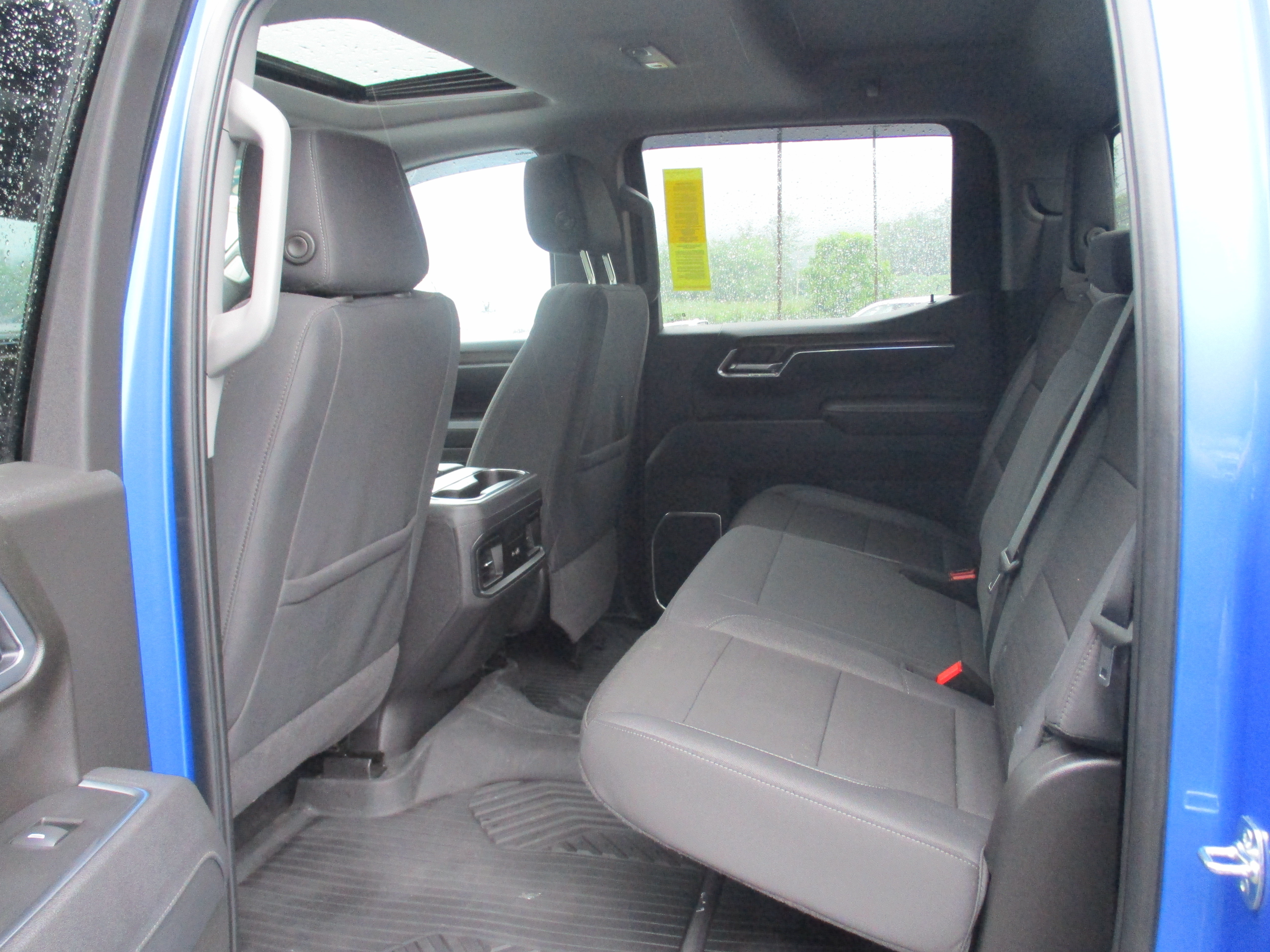 Used 2025 Chevrolet Silverado 1500 LT Trail Boss w/ Convenience Package II AWD/4WD image 13