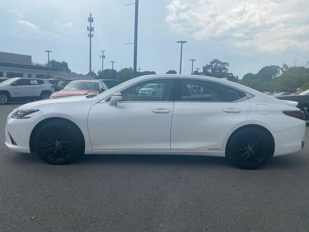 Used 2021 Lexus ES 300h w/ Premium Package FWD image 4