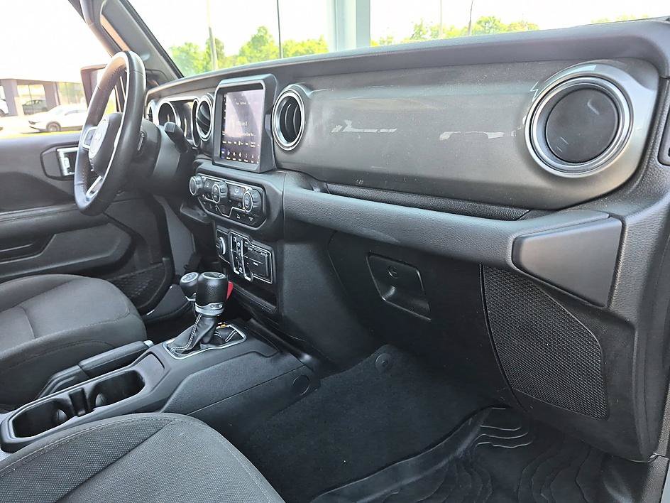 Used 2023 Jeep Gladiator Overland AWD/4WD image 33