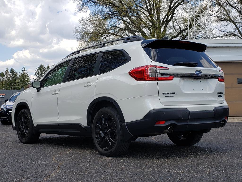 Used 2023 Subaru Ascent Onyx Edition AWD/4WD image 3