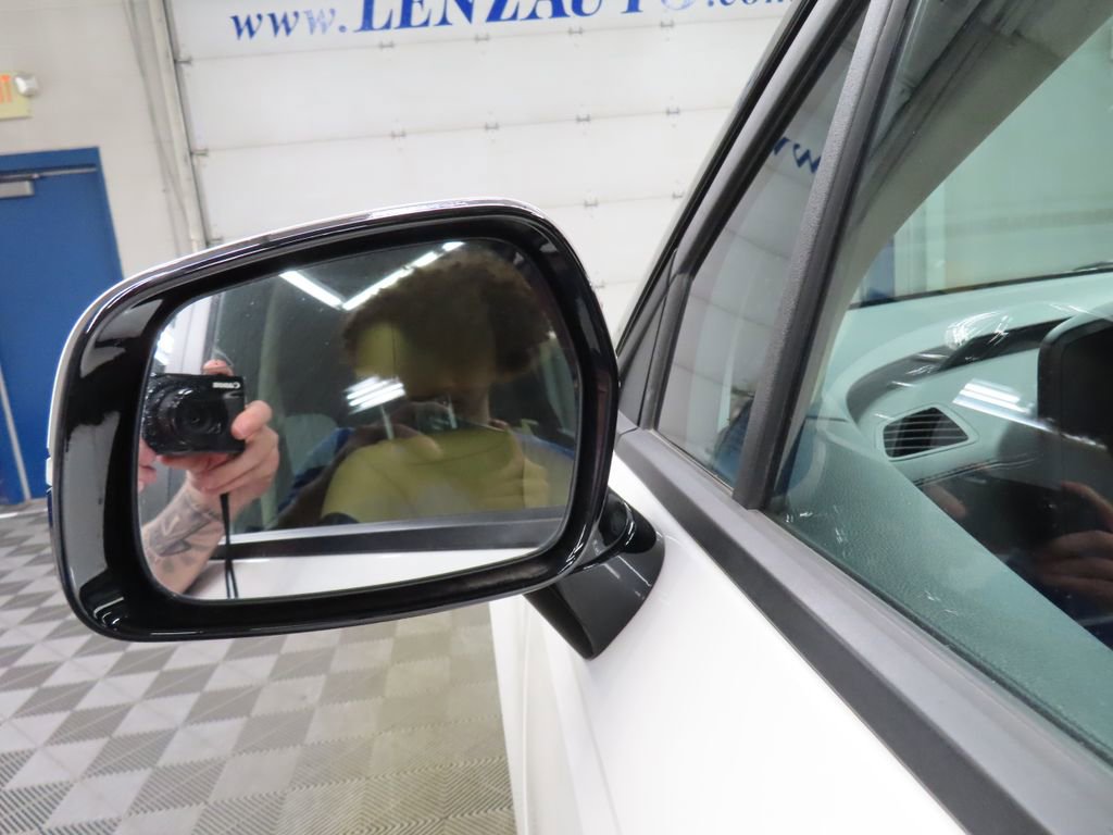 Used 2022 Kia Carnival LX FWD image 51