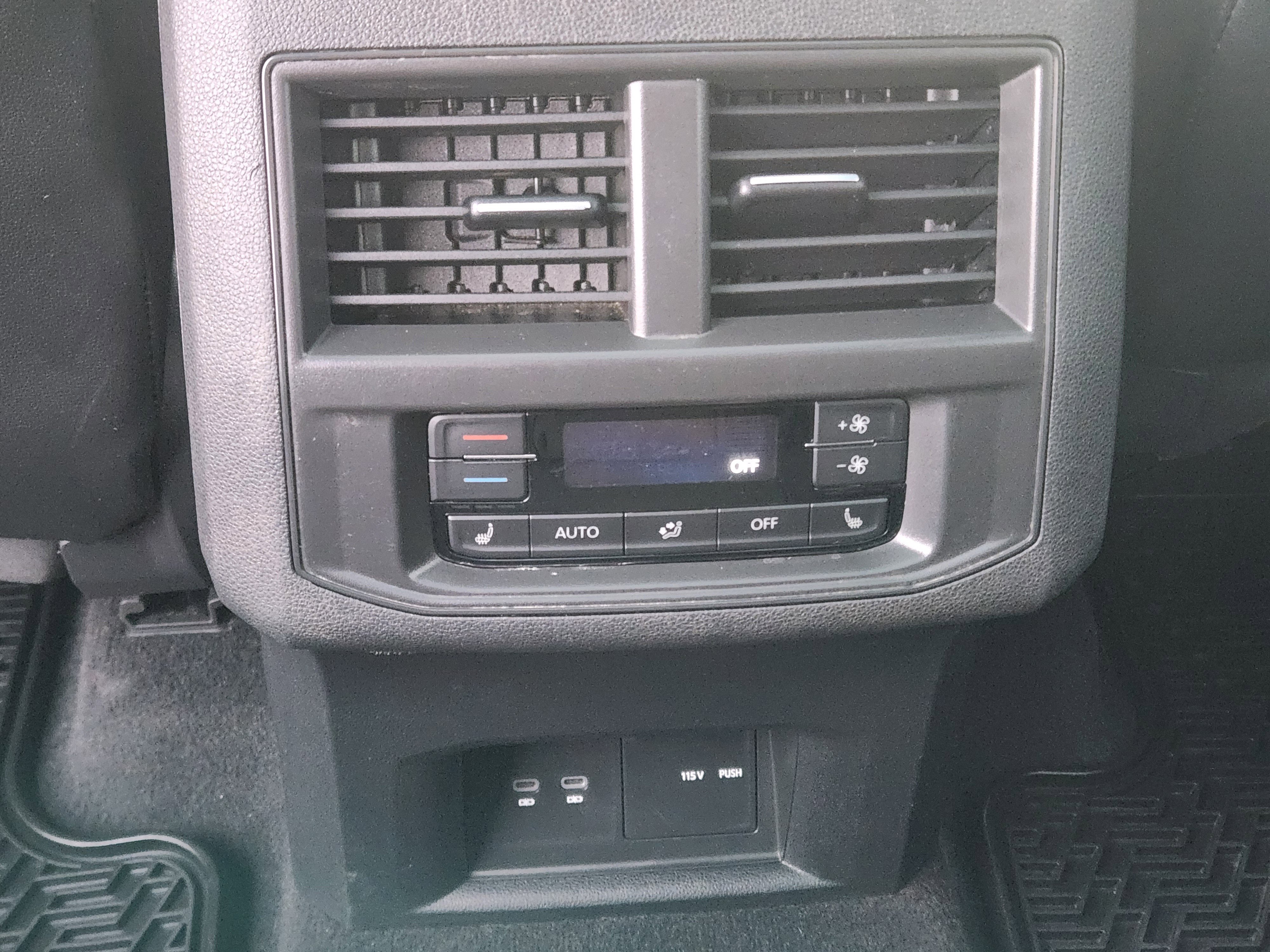 Certified 2022 Volkswagen Atlas SEL Premium image 37