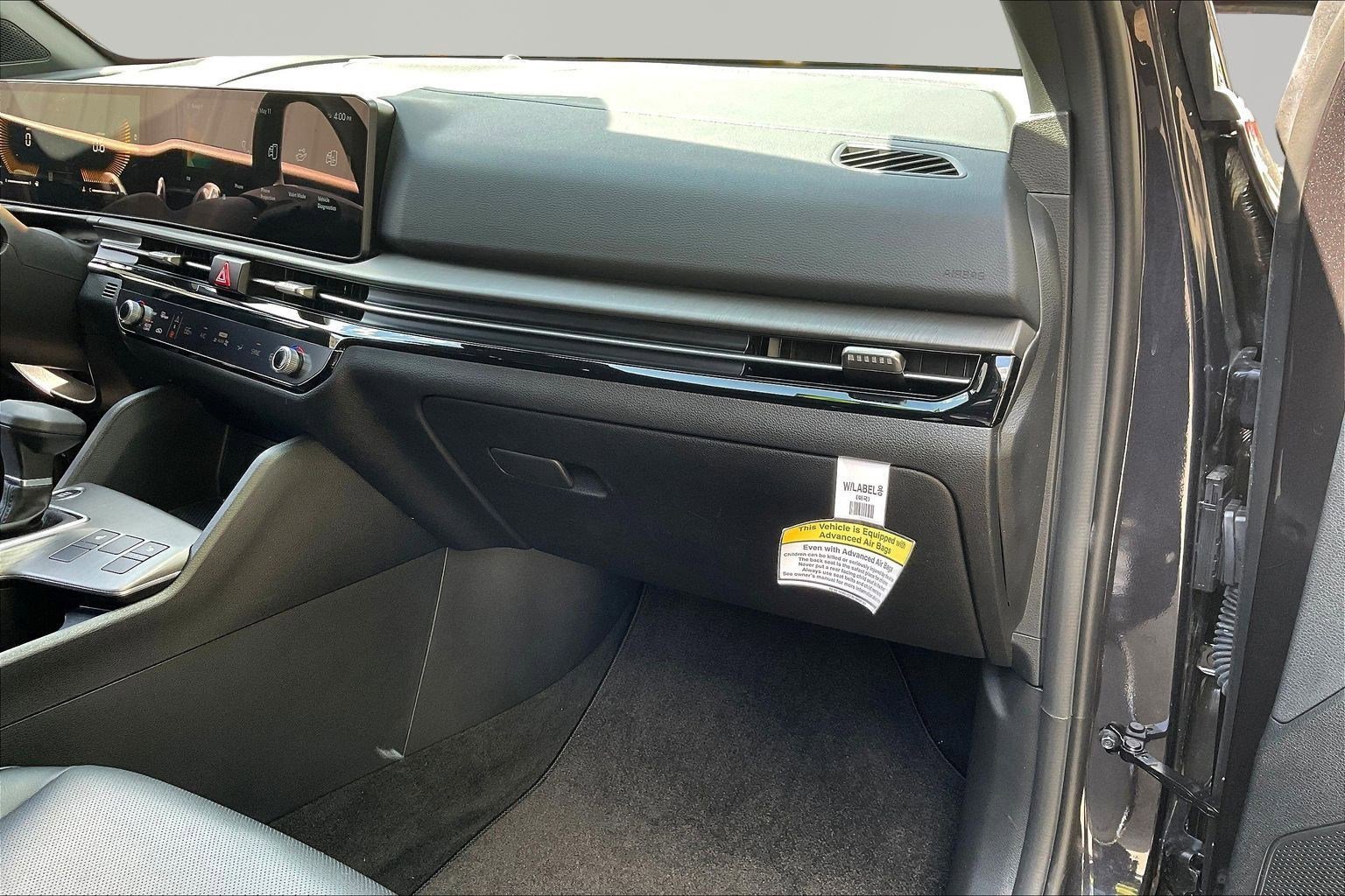 Certified 2026 Kia Sportage X-Line w/ X-Line Premium Package AWD/4WD image 26