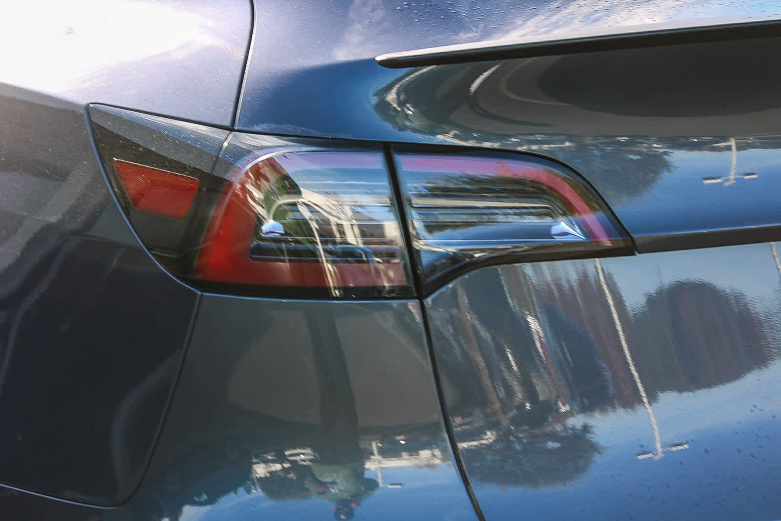 Used 2023 Tesla Model Y Performance image 7