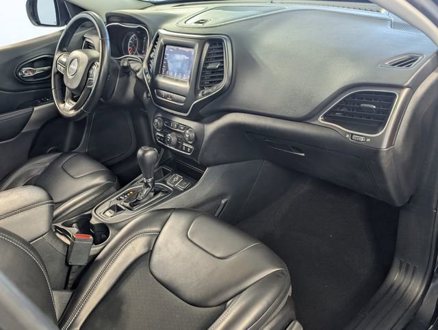 Used 2019 Jeep Cherokee Latitude Plus image 15
