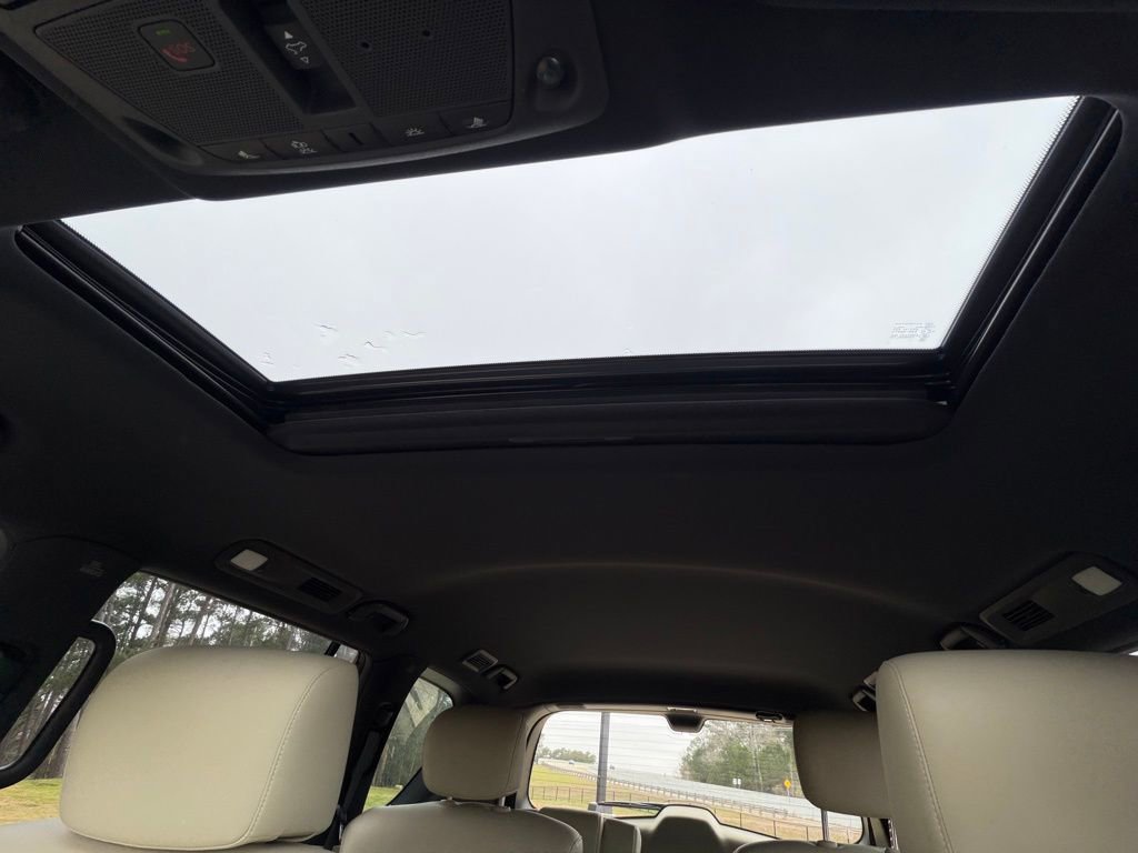 Used 2022 INFINITI QX80 Sensory w/ Cargo Package image 26