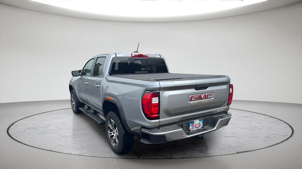 Used 2023 GMC Canyon AT4 w/ AT4 Premium Package AWD/4WD image 5