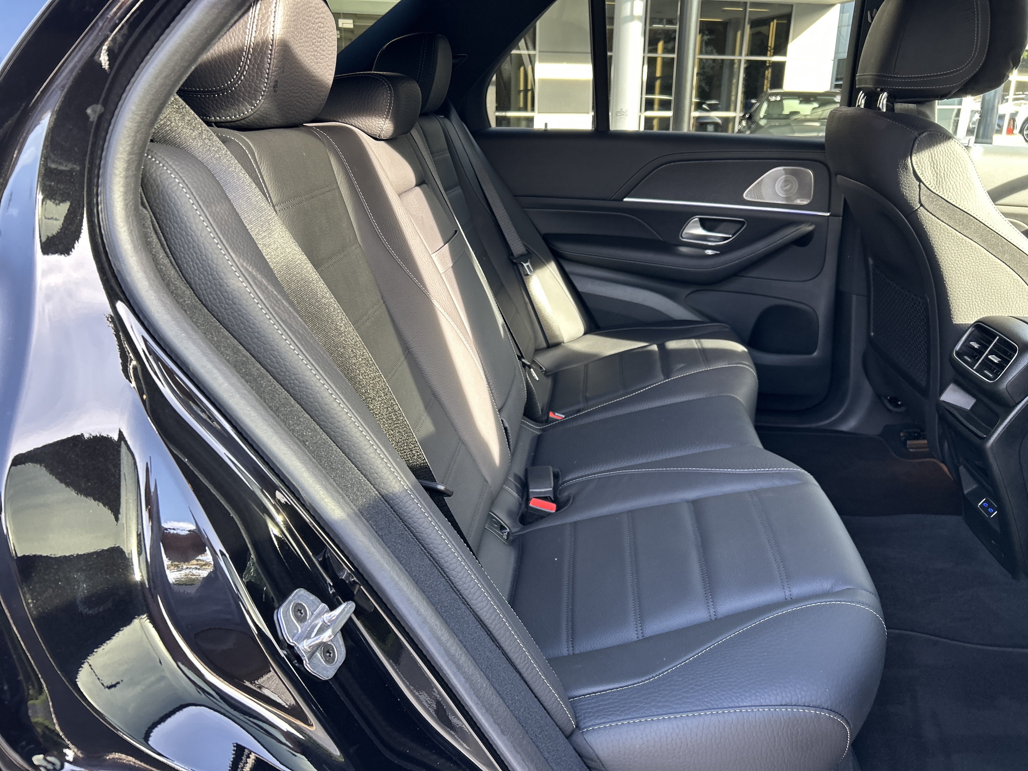 Certified 2025 Mercedes-Benz GLE 580 4MATIC image 44