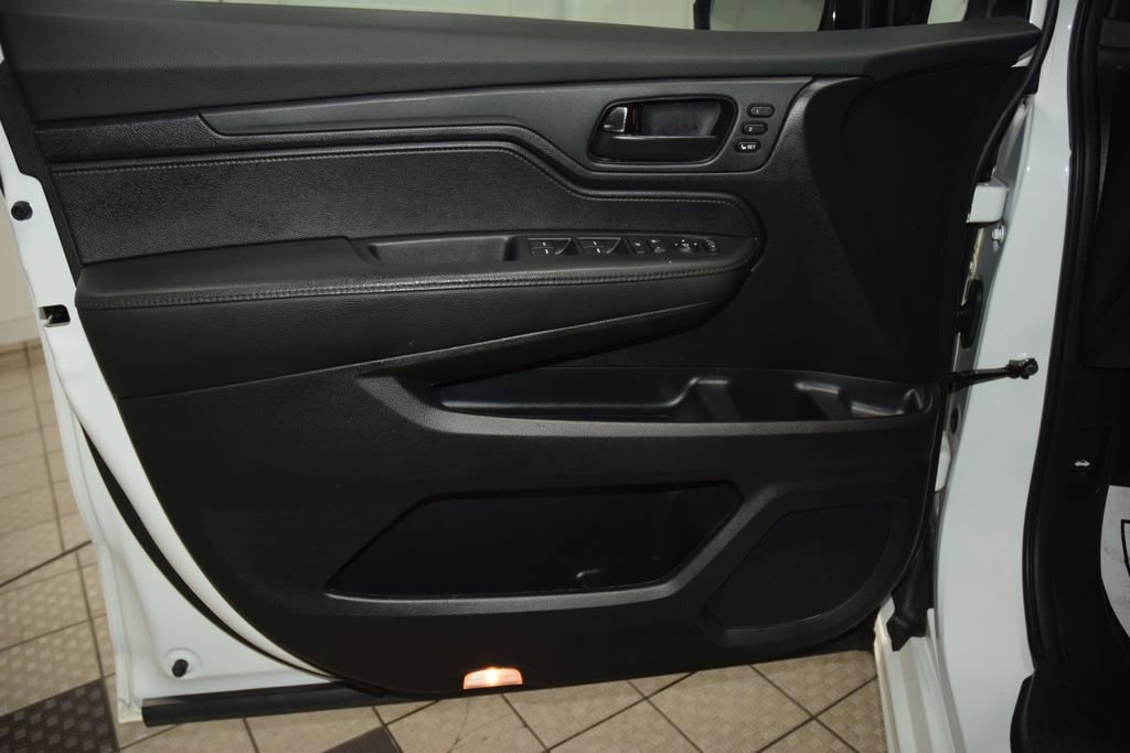 Used 2023 Honda Odyssey Sport image 43
