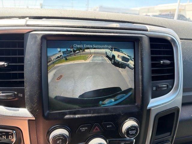 Used 2017 RAM 1500 Classic SLT w/ SLT Plus D←cor Group AWD/4WD image 16