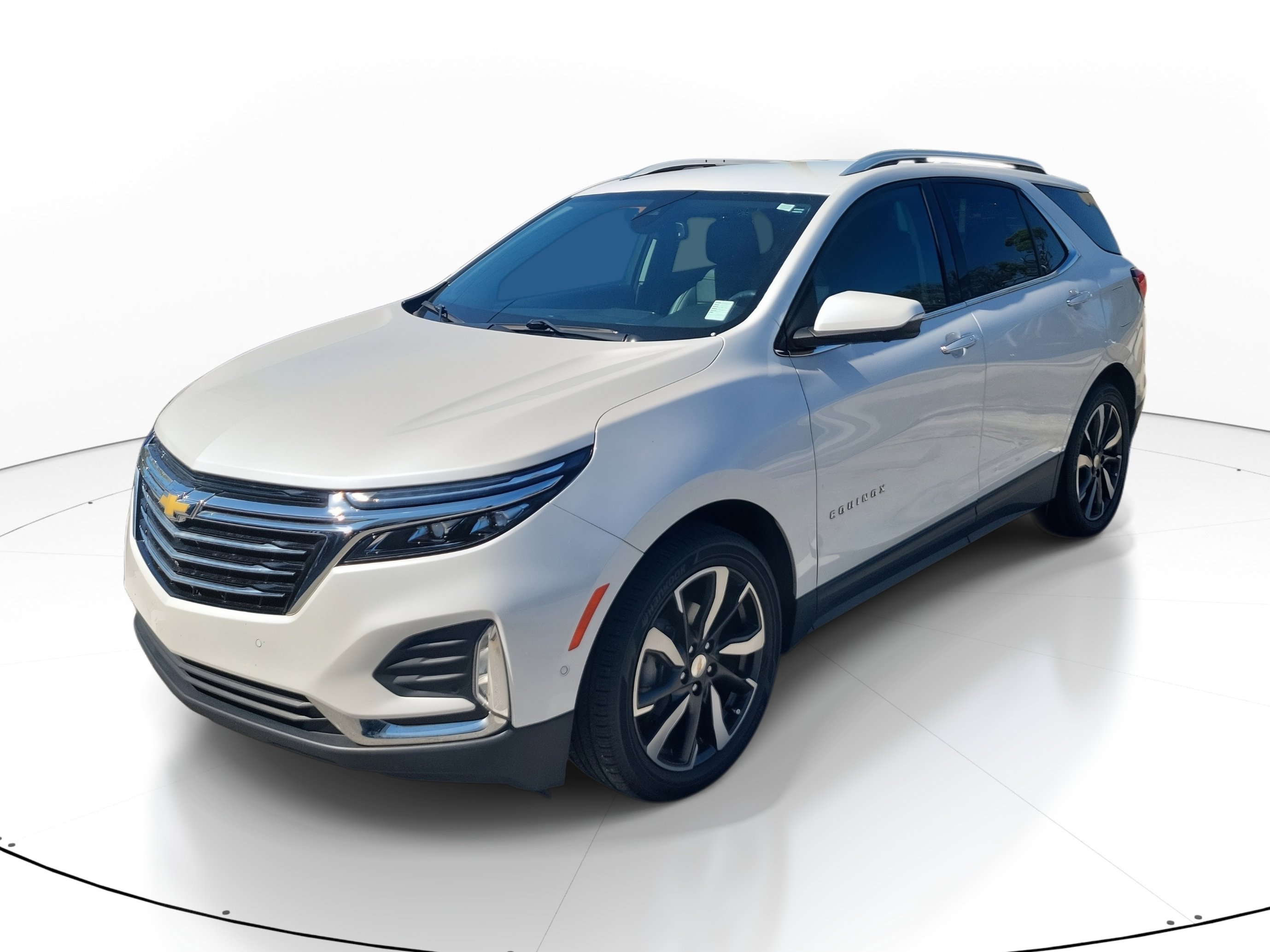 Used 2022 Chevrolet Equinox Premier image 3
