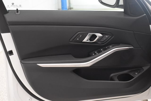 New 2026 BMW 330i xDrive Sedan w/ Convenience Package AWD/4WD image 20