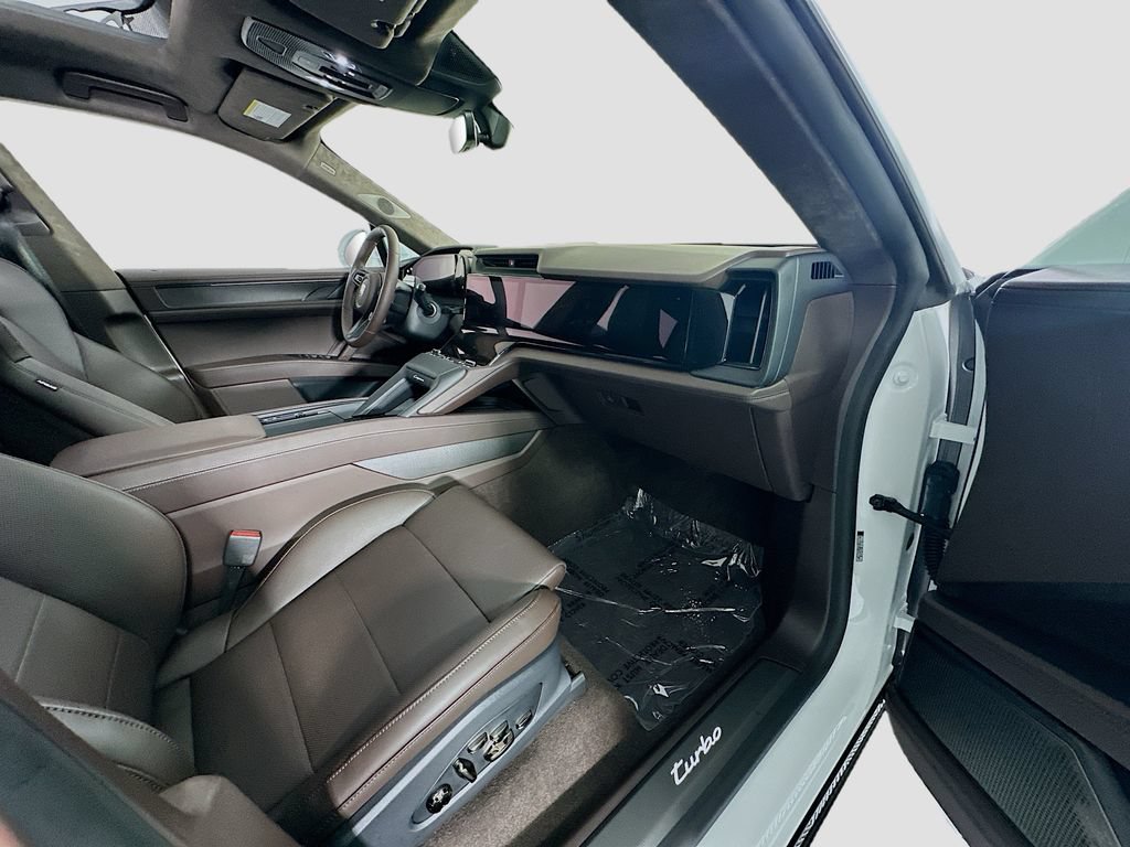 New 2026 Porsche Cayenne Turbo AWD/4WD image 31