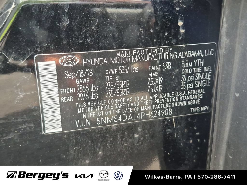 Used 2023 Hyundai Santa Fe Limited w/ Cargo Package AWD/4WD image 30