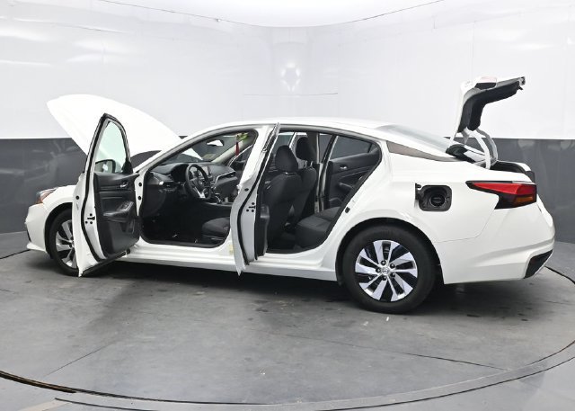 Used 2021 Nissan Altima 2.5 S FWD image 44
