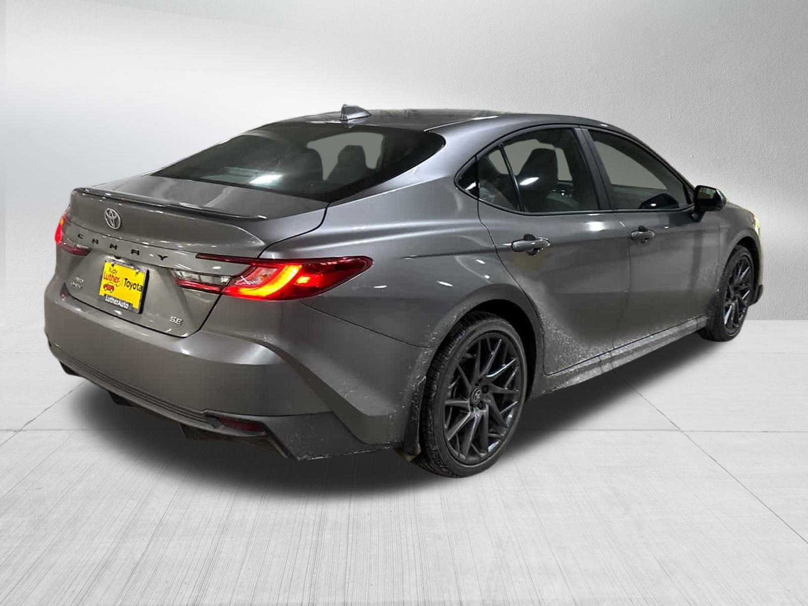 Certified 2025 Toyota Camry SE image 6