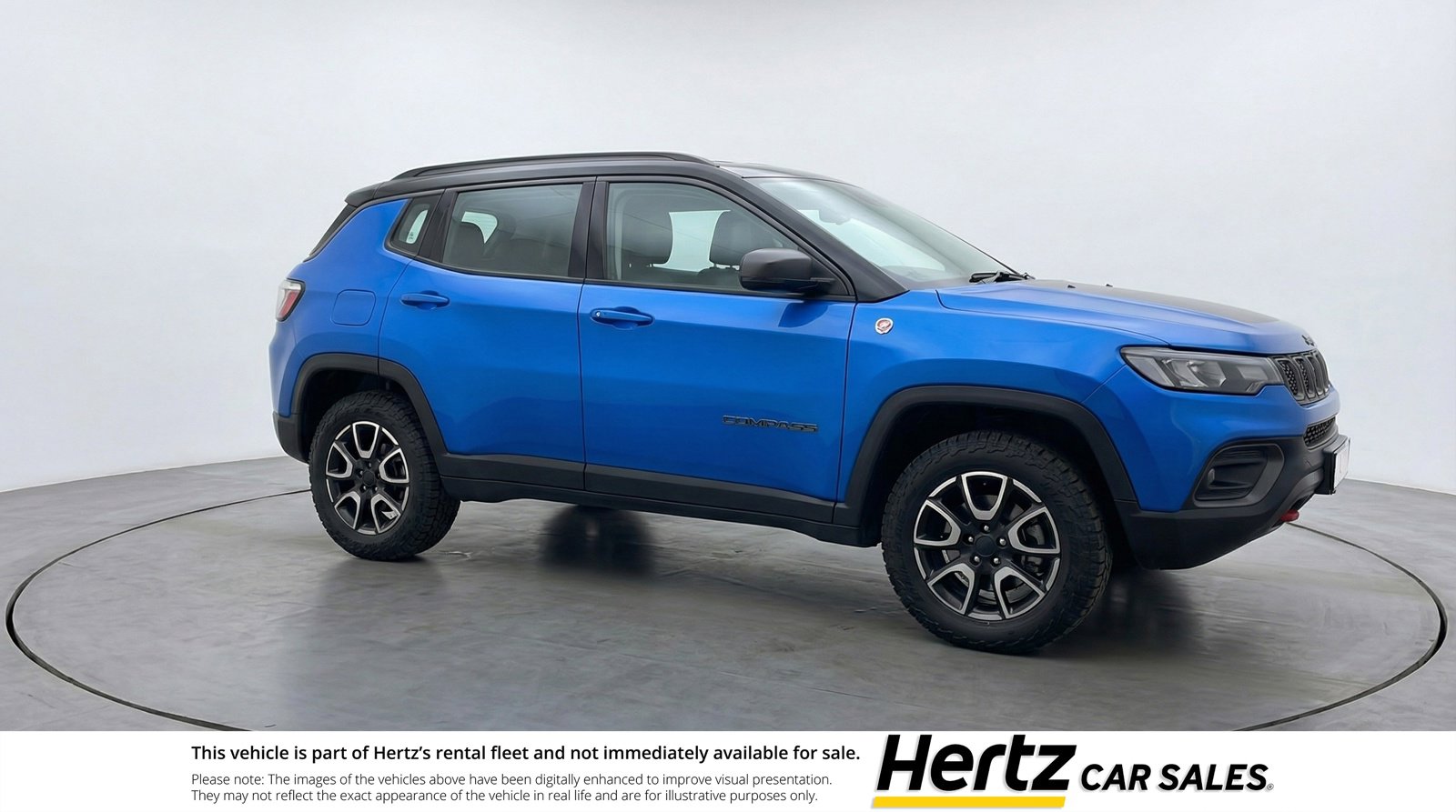 Used 2025 Jeep Compass Trailhawk AWD/4WD image 1