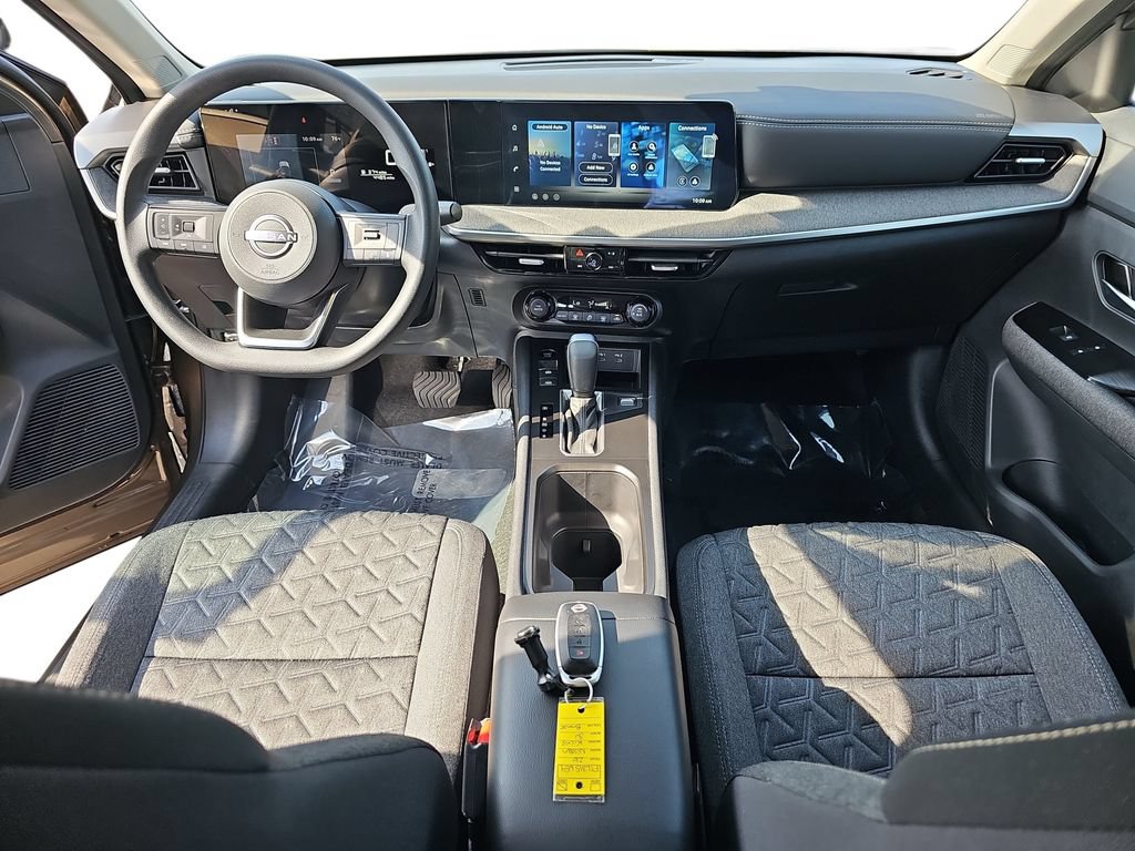 Used 2026 Nissan Kicks SV w/ Charging Package FWD image 13