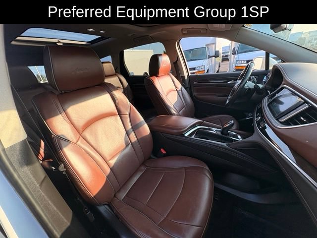 Used 2019 Buick Enclave Avenir w/ Avenir Technology Package AWD/4WD image 18