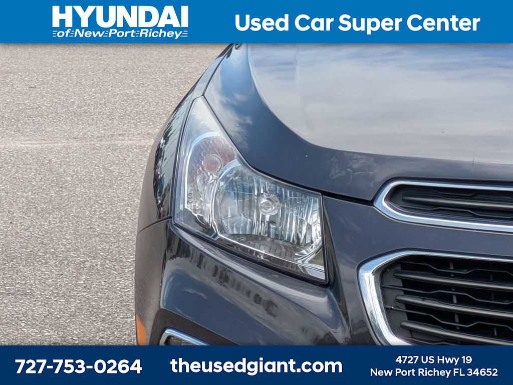 Used 2016 Chevrolet Cruze LT FWD image 9