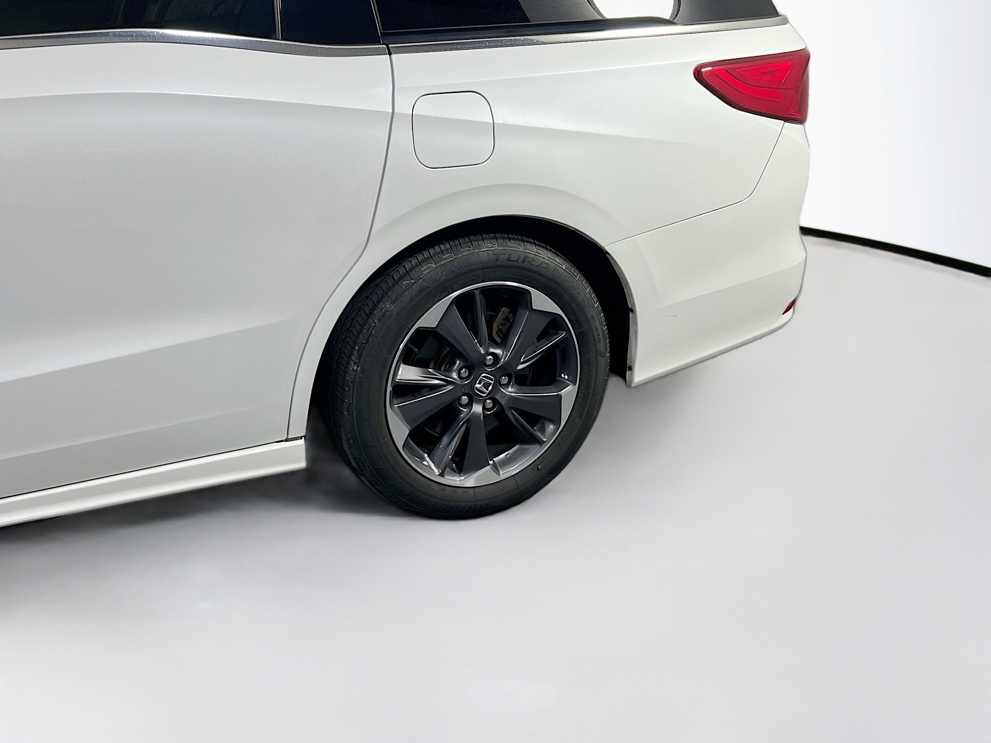 Used 2023 Honda Odyssey Elite image 33
