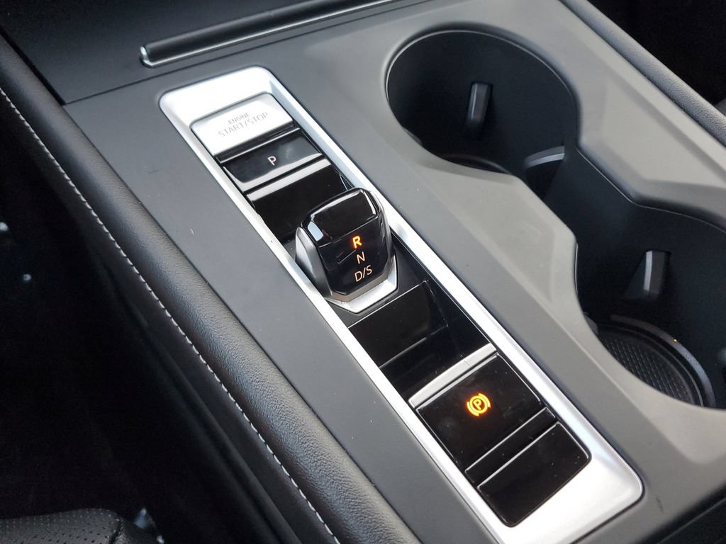 Certified 2024 Volkswagen Atlas SE FWD image 28