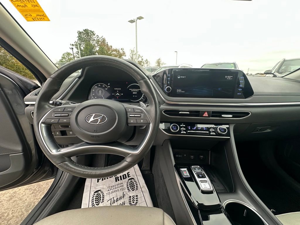 Used 2022 Hyundai Sonata Limited w/ Cargo Package image 11
