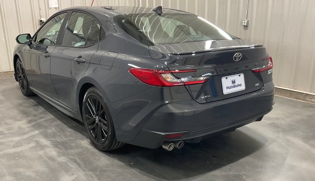 Used 2025 Toyota Camry SE FWD image 20